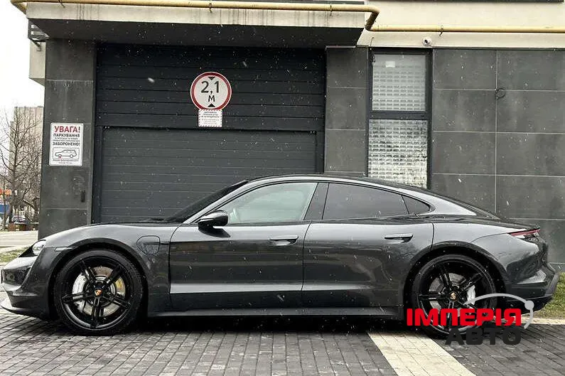 Porsche Taycan - фото 4