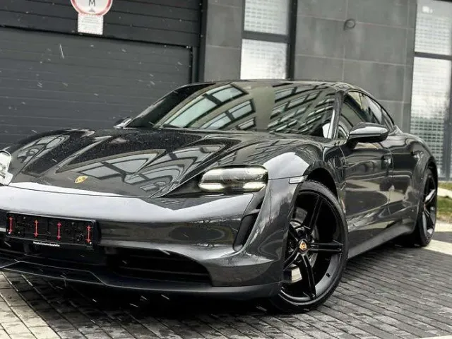 Porsche Taycan - фото 1