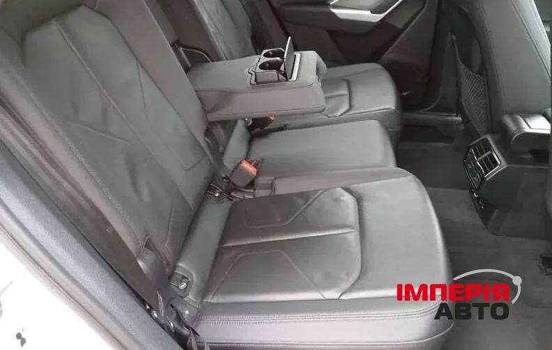 Audi Q3 - фото 7