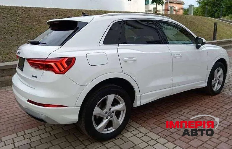 Audi Q3 - фото 5