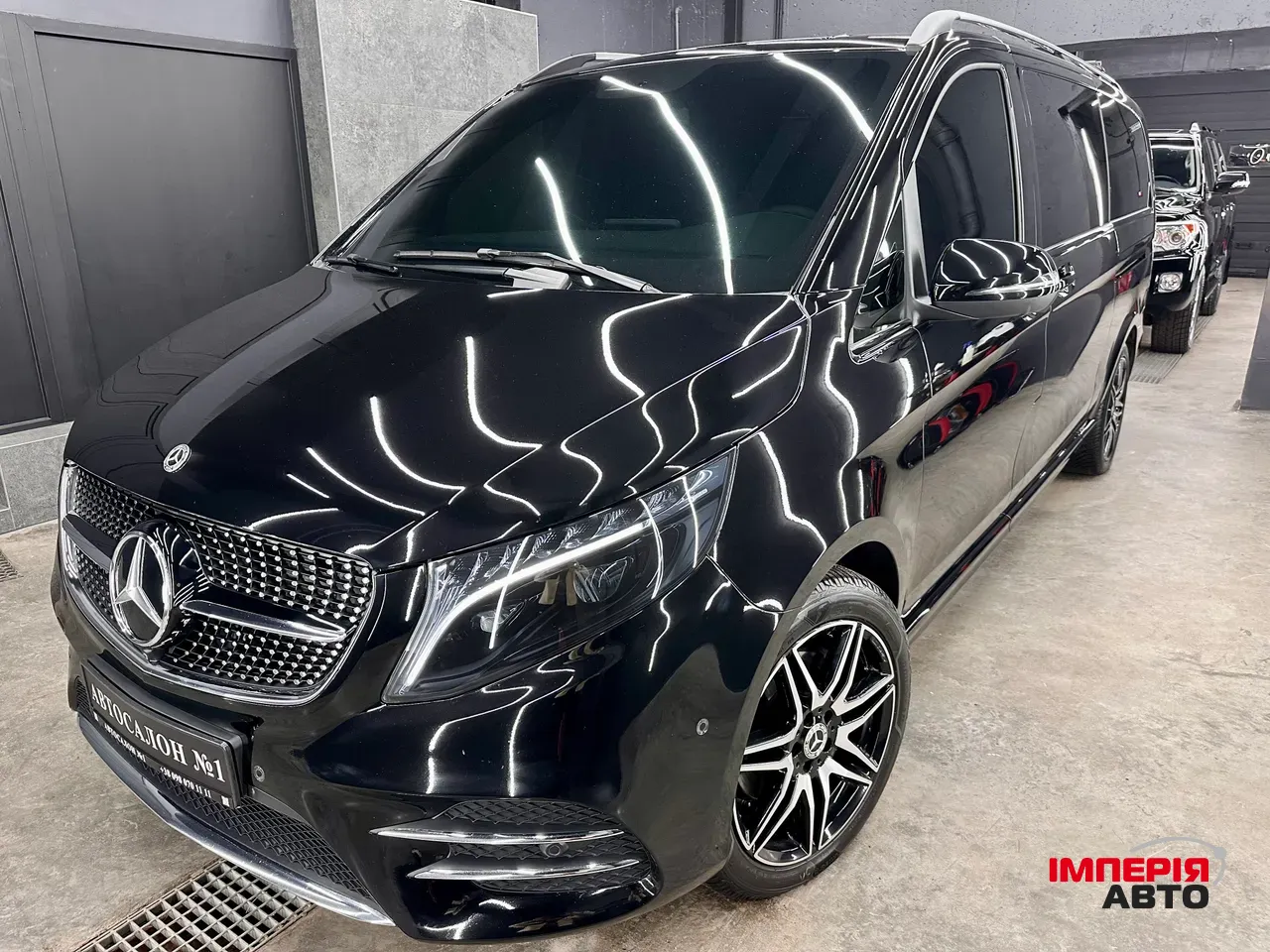 Mercedes-Benz V-Класс - фото 1