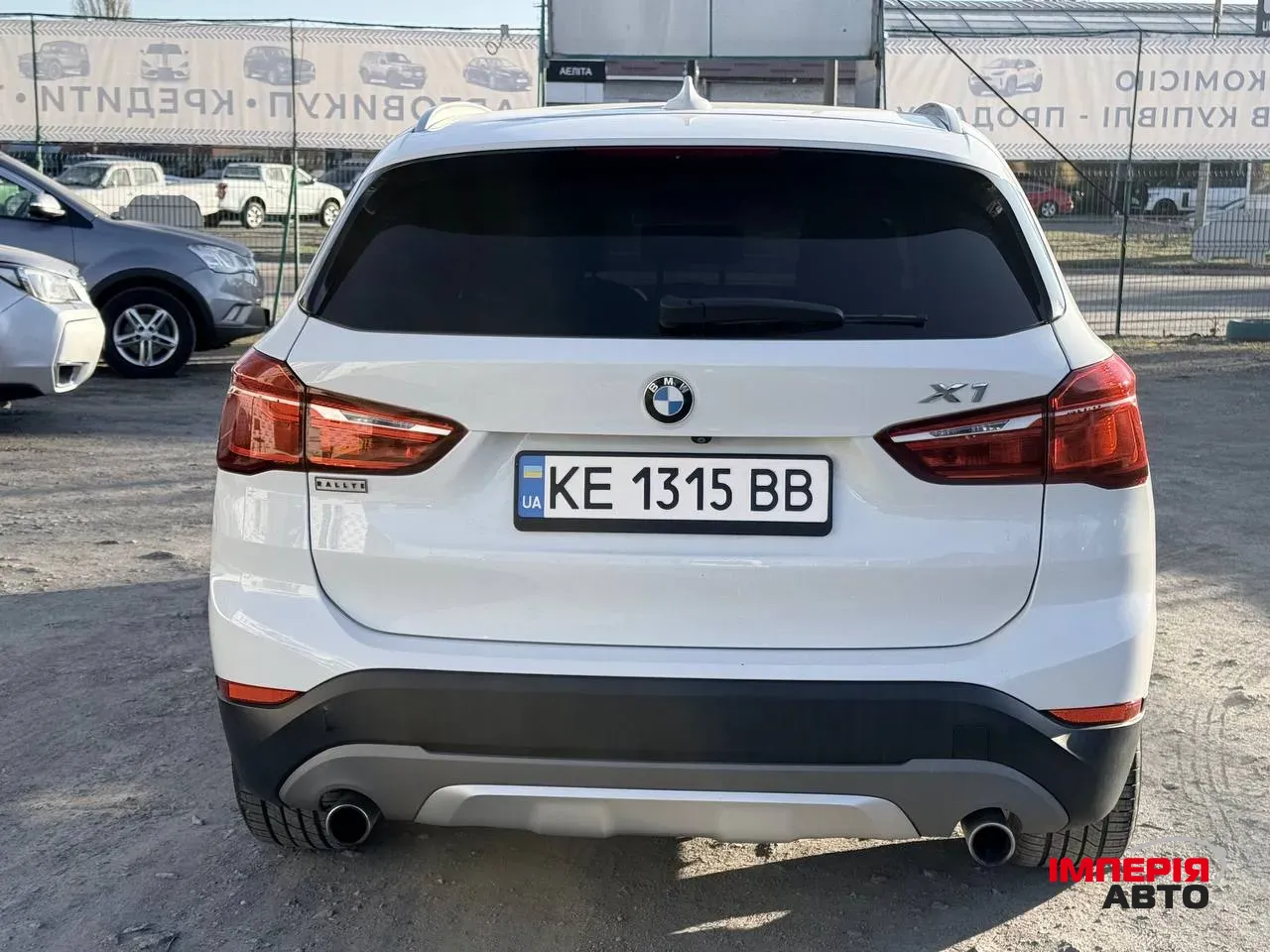BMW X1 - фото 5