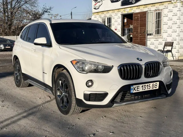 BMW X1 - фото 3