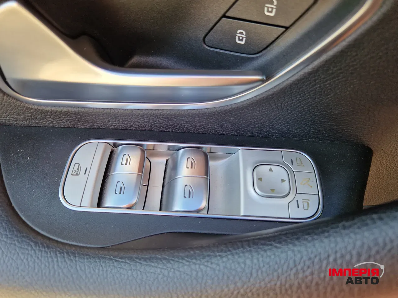 Mercedes-Benz GLE - фото 21