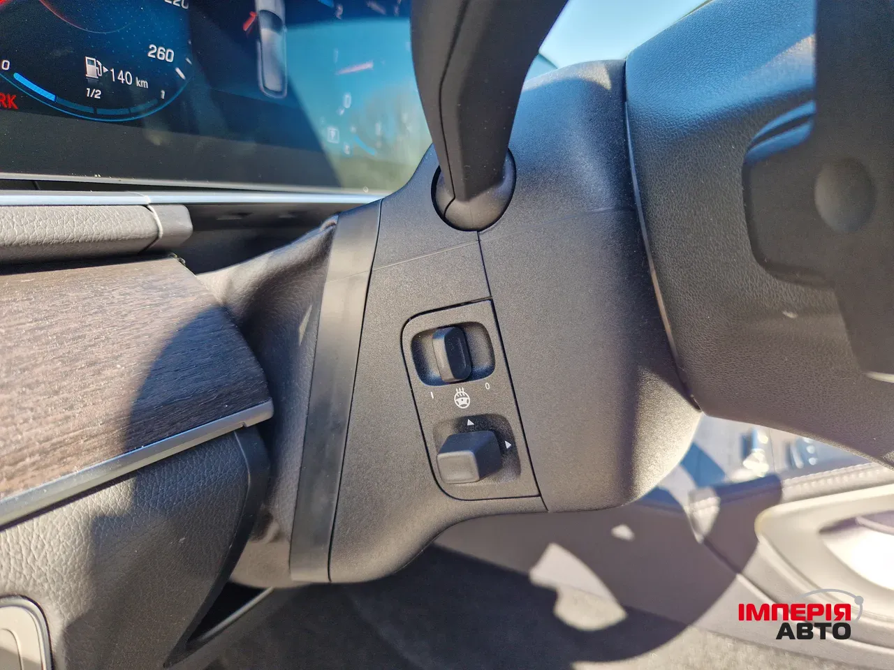 Mercedes-Benz GLE - фото 23