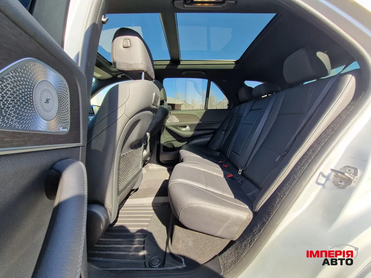 Mercedes-Benz GLE - фото 29