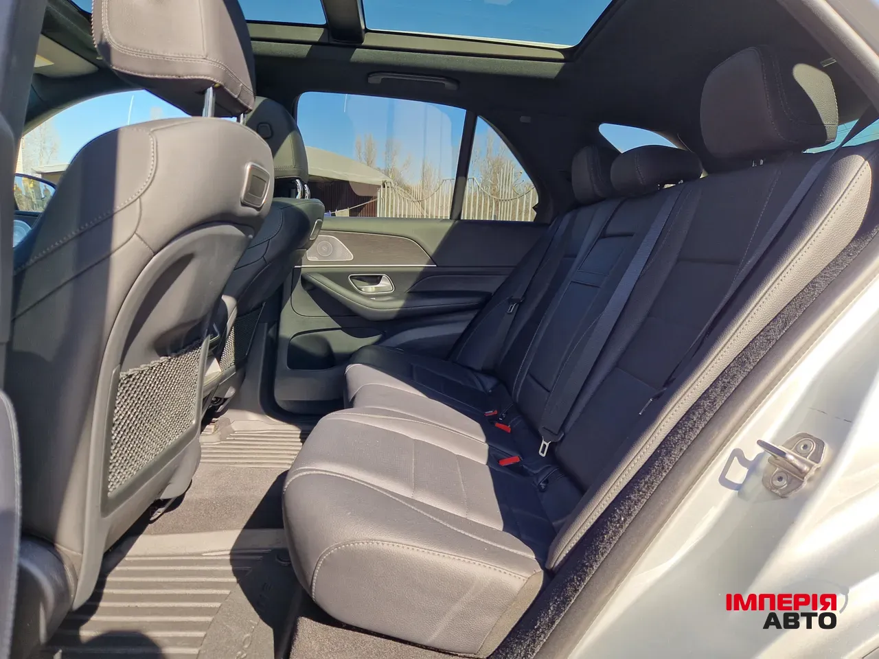 Mercedes-Benz GLE - фото 30