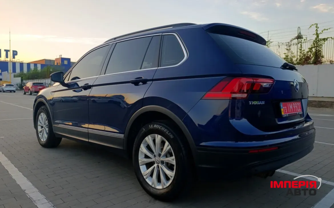 Volkswagen Tiguan - фото 4