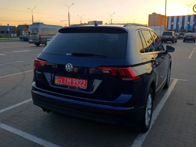 Volkswagen Tiguan - фото 5