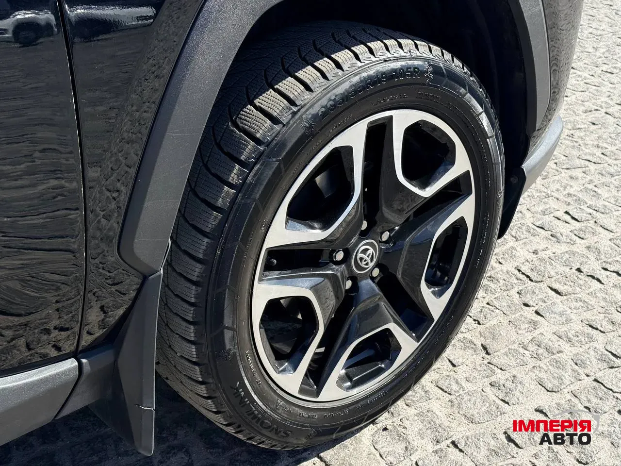 Toyota RAV4 - фото 17