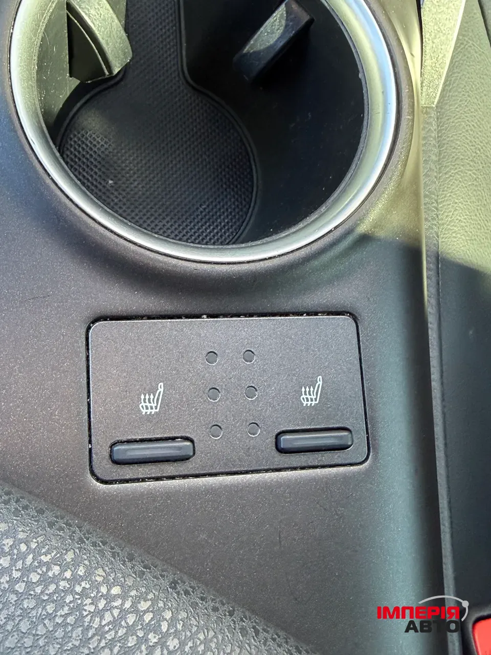 Toyota Camry - фото 13