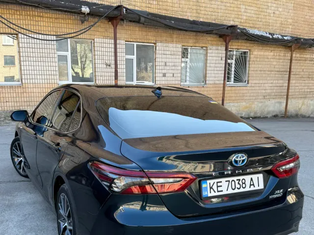 Toyota Camry - фото 5