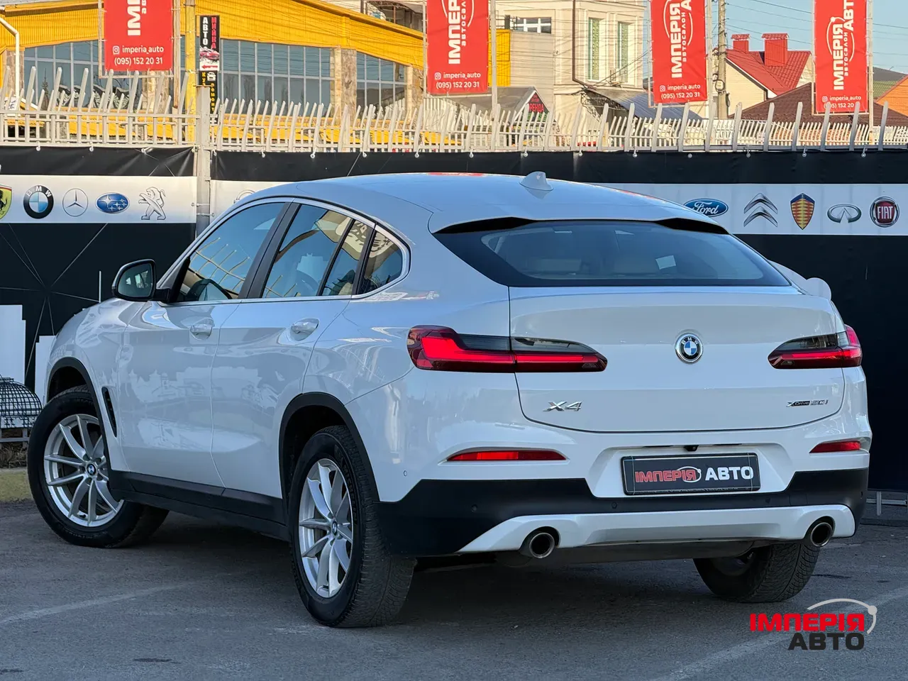 BMW X4 - фото 7