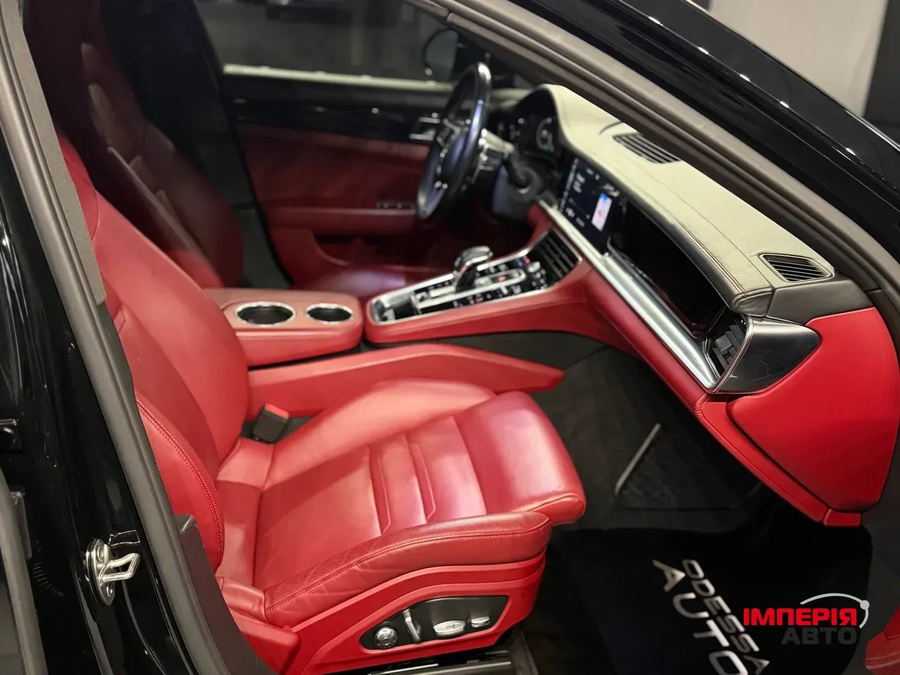 Porsche Panamera - фото 29