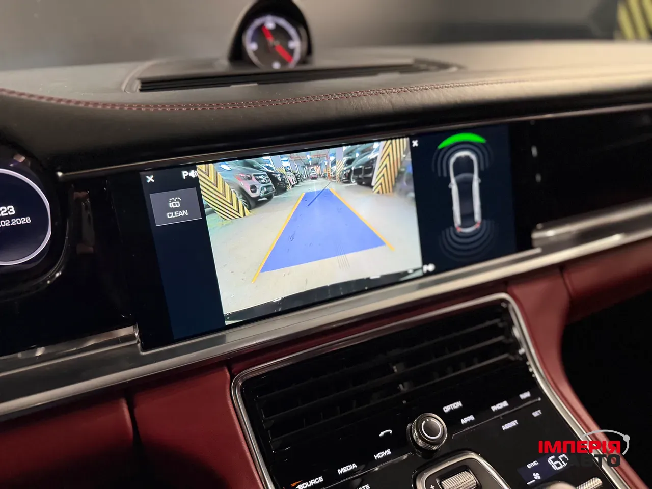 Porsche Panamera - фото 26