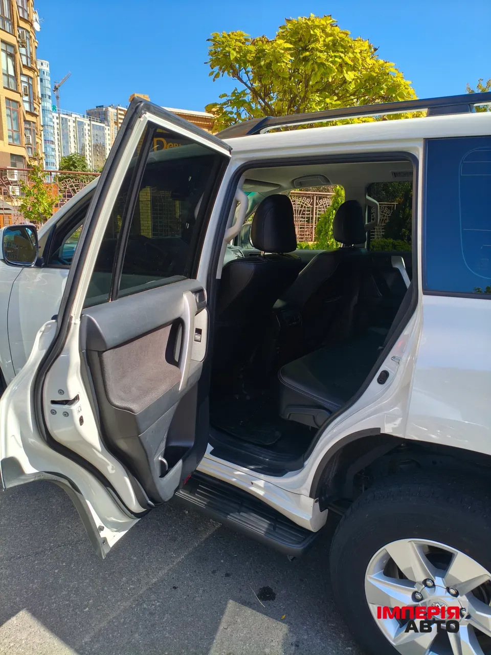 Toyota Land Cruiser Prado - фото 9