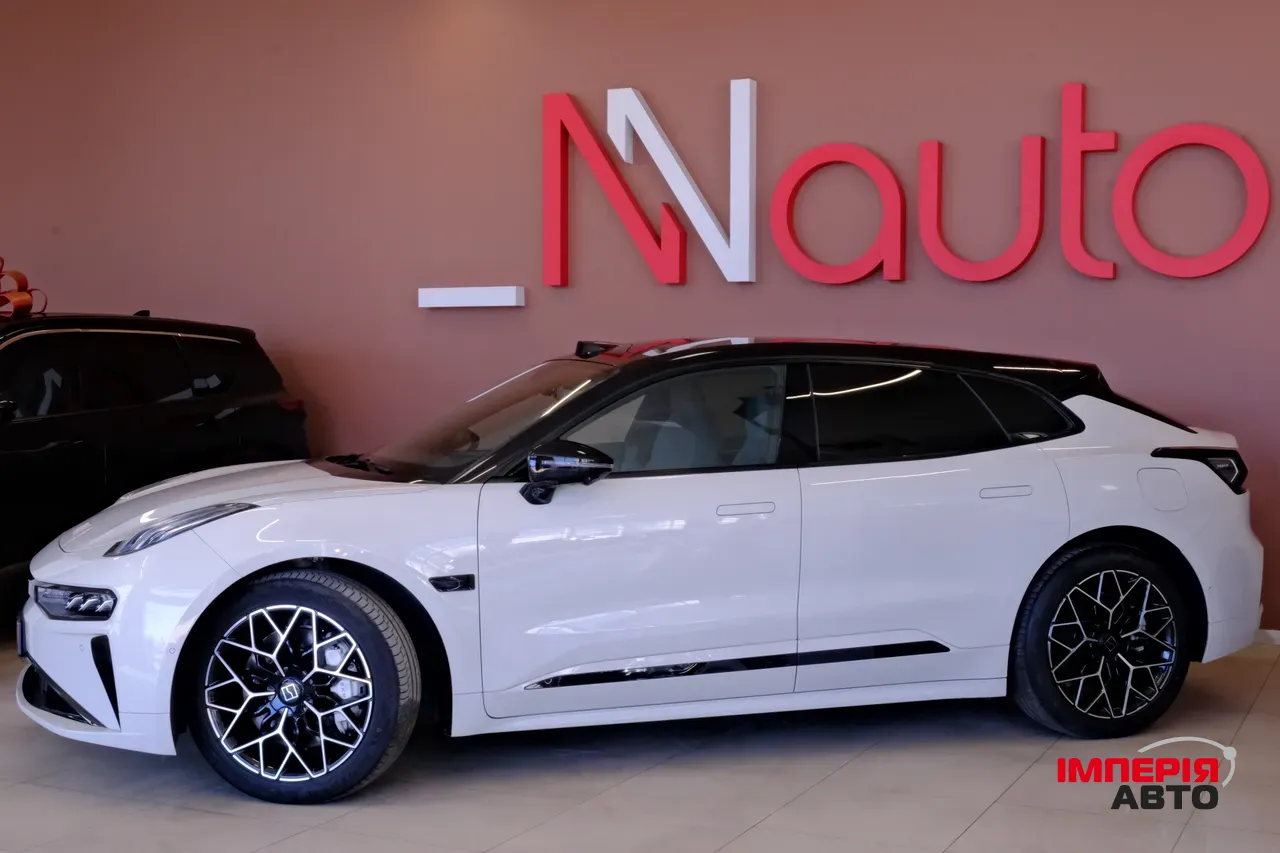 Zeekr 001 - фото 2