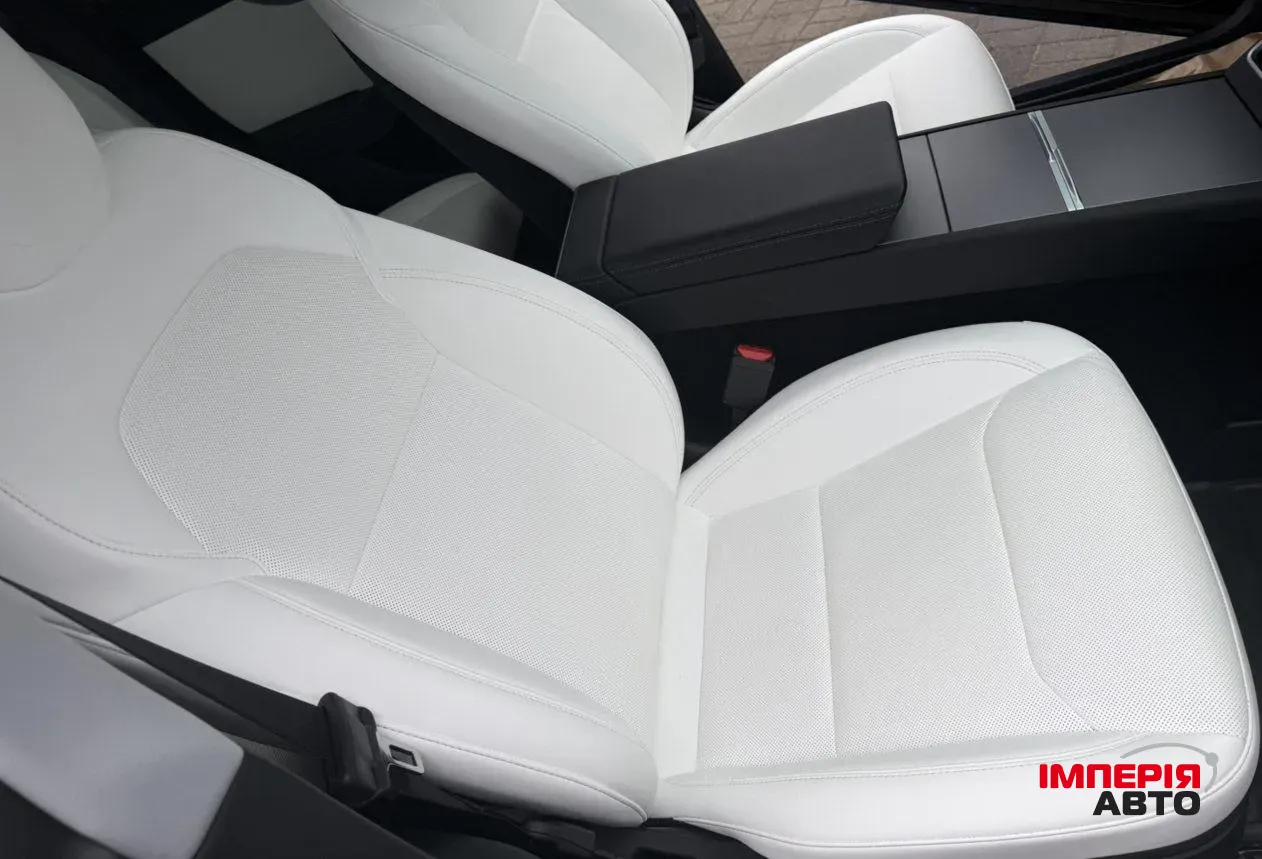 Tesla Model Y - фото 6