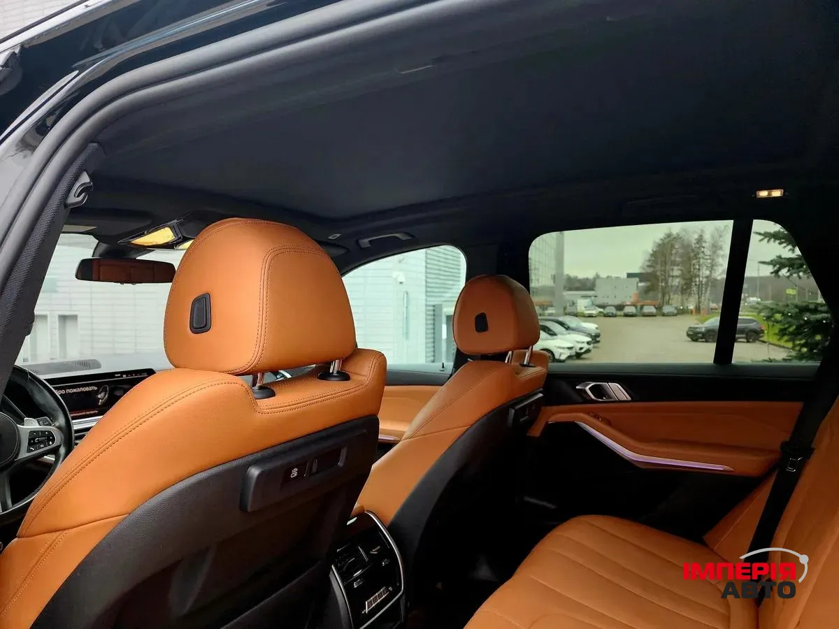 BMW X5 - фото 10