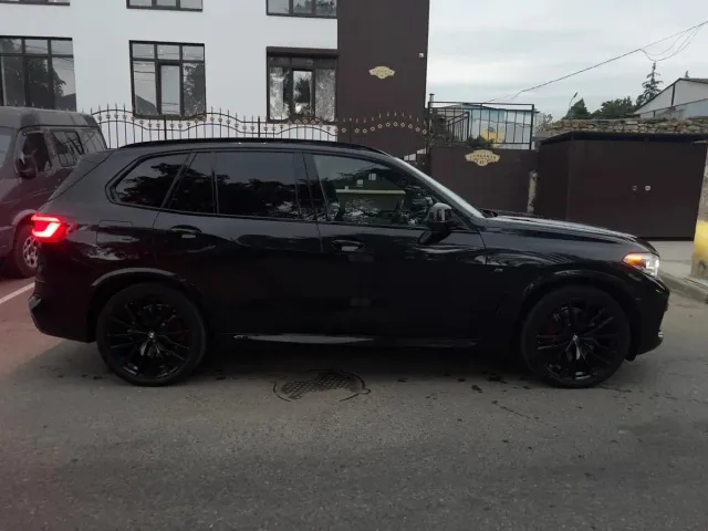 BMW X5 - фото 5