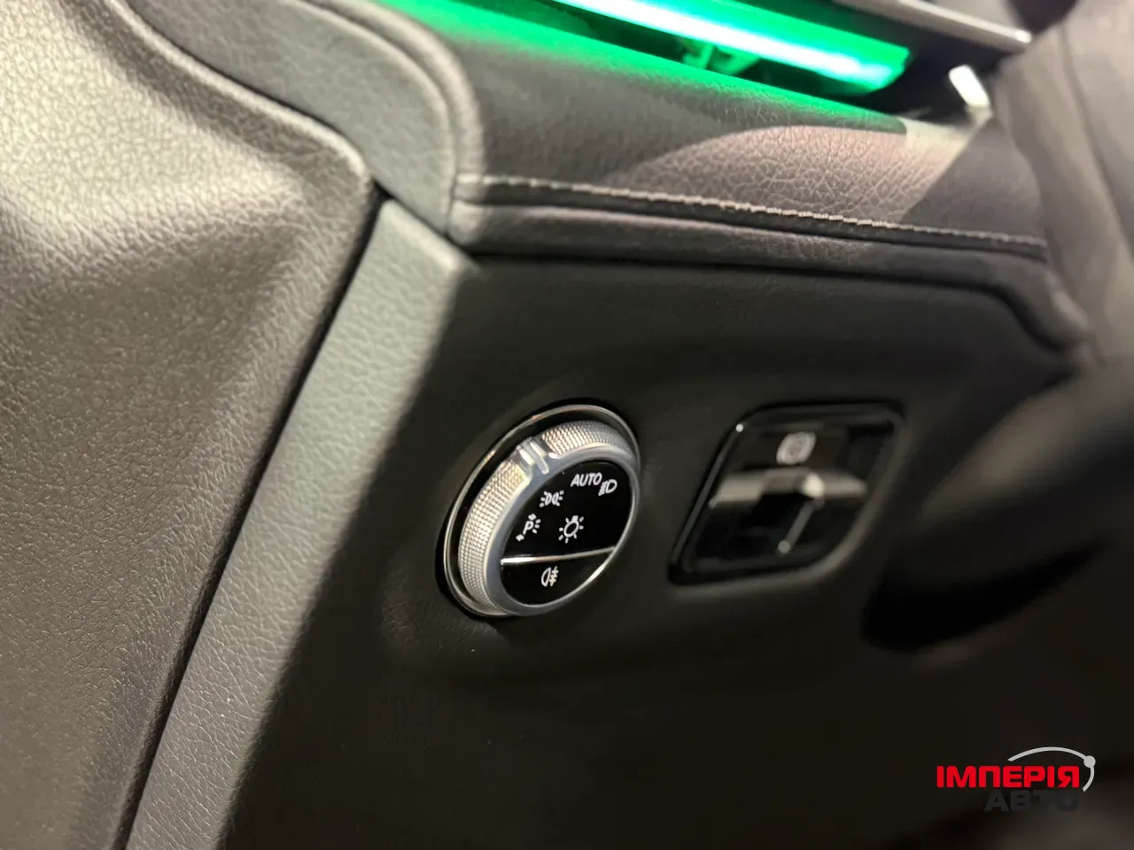 Mercedes-Benz EQS SUV - фото 27