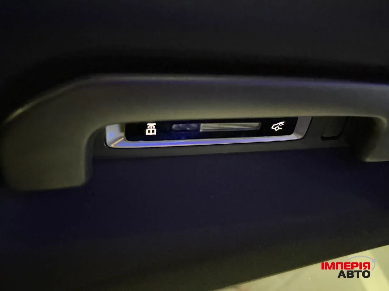 Mercedes-Benz EQS SUV - фото 45