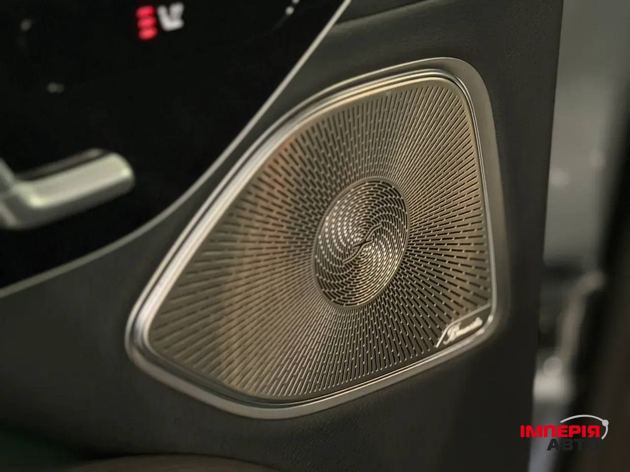 Mercedes-Benz EQS SUV - фото 23