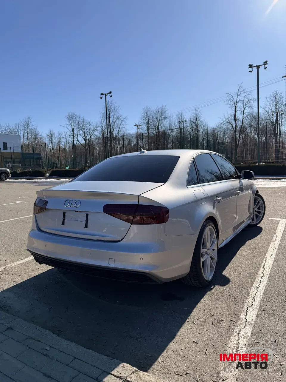 Audi A4 - фото 11