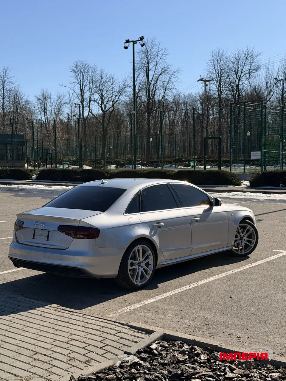 Audi A4 - фото 13