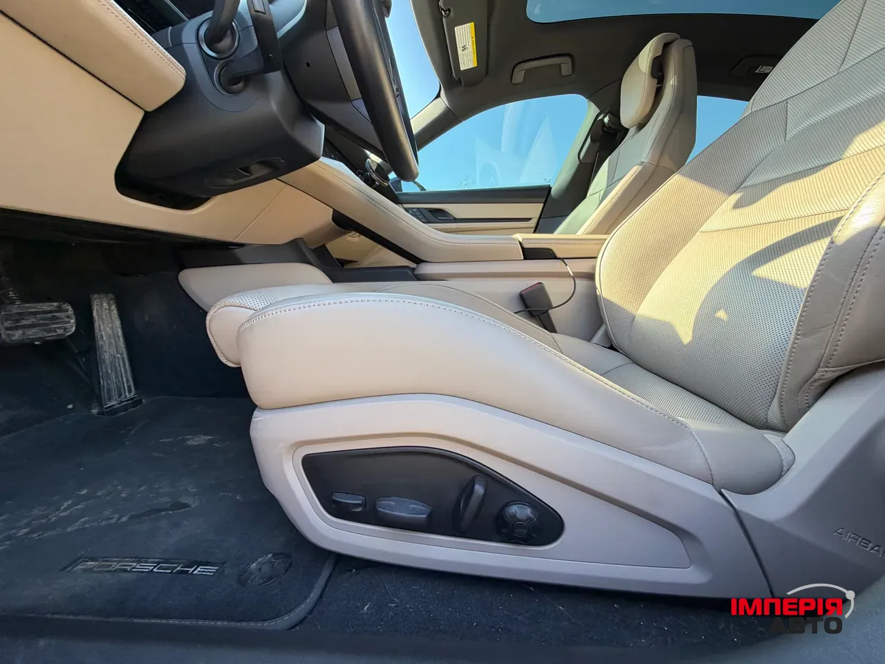 Porsche Taycan - фото 37