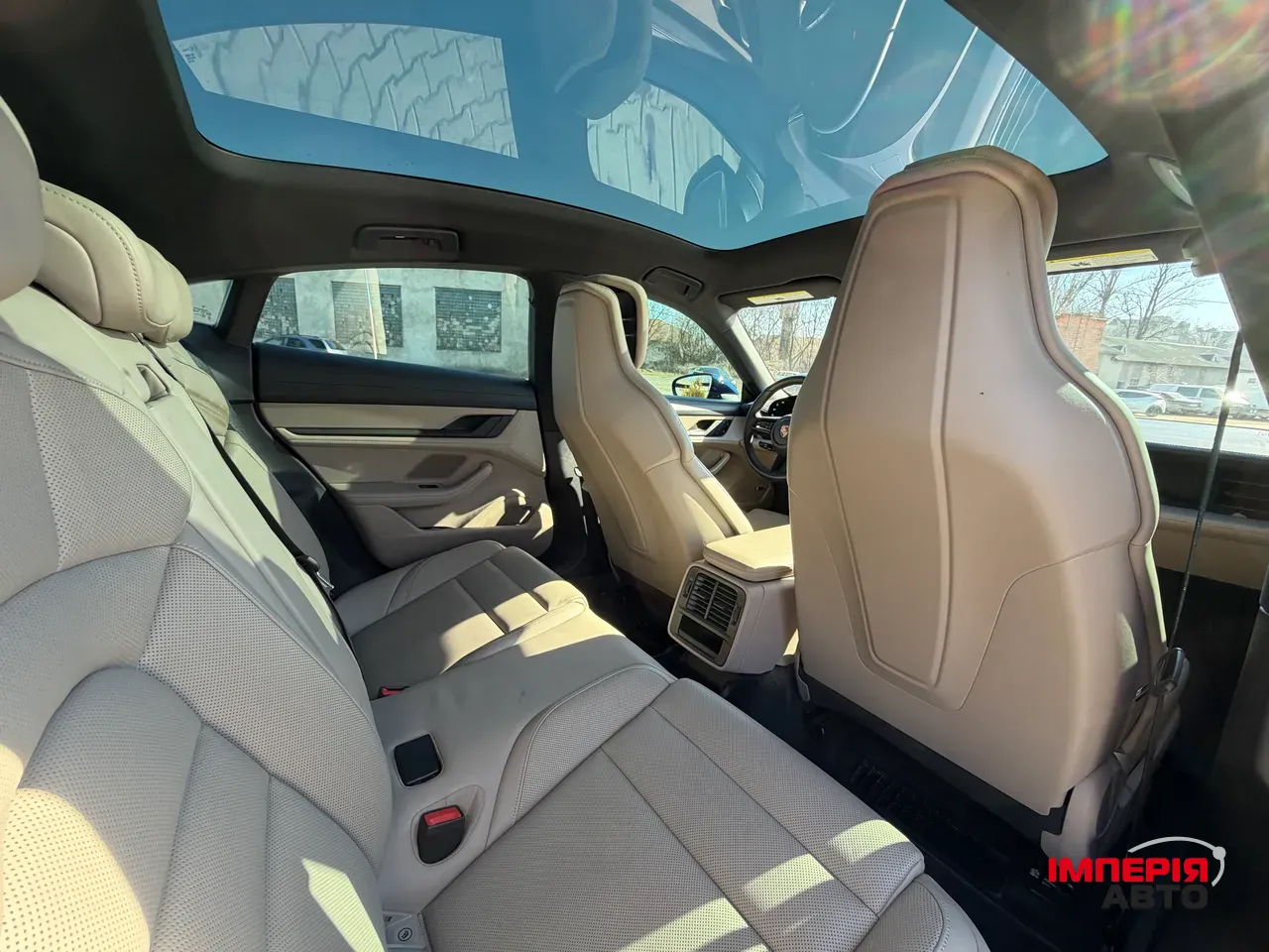 Porsche Taycan - фото 30