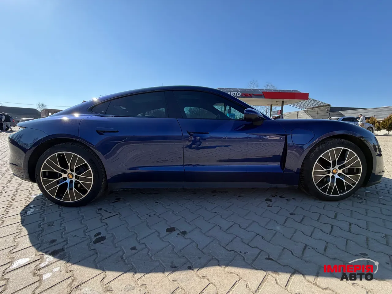 Porsche Taycan - фото 9