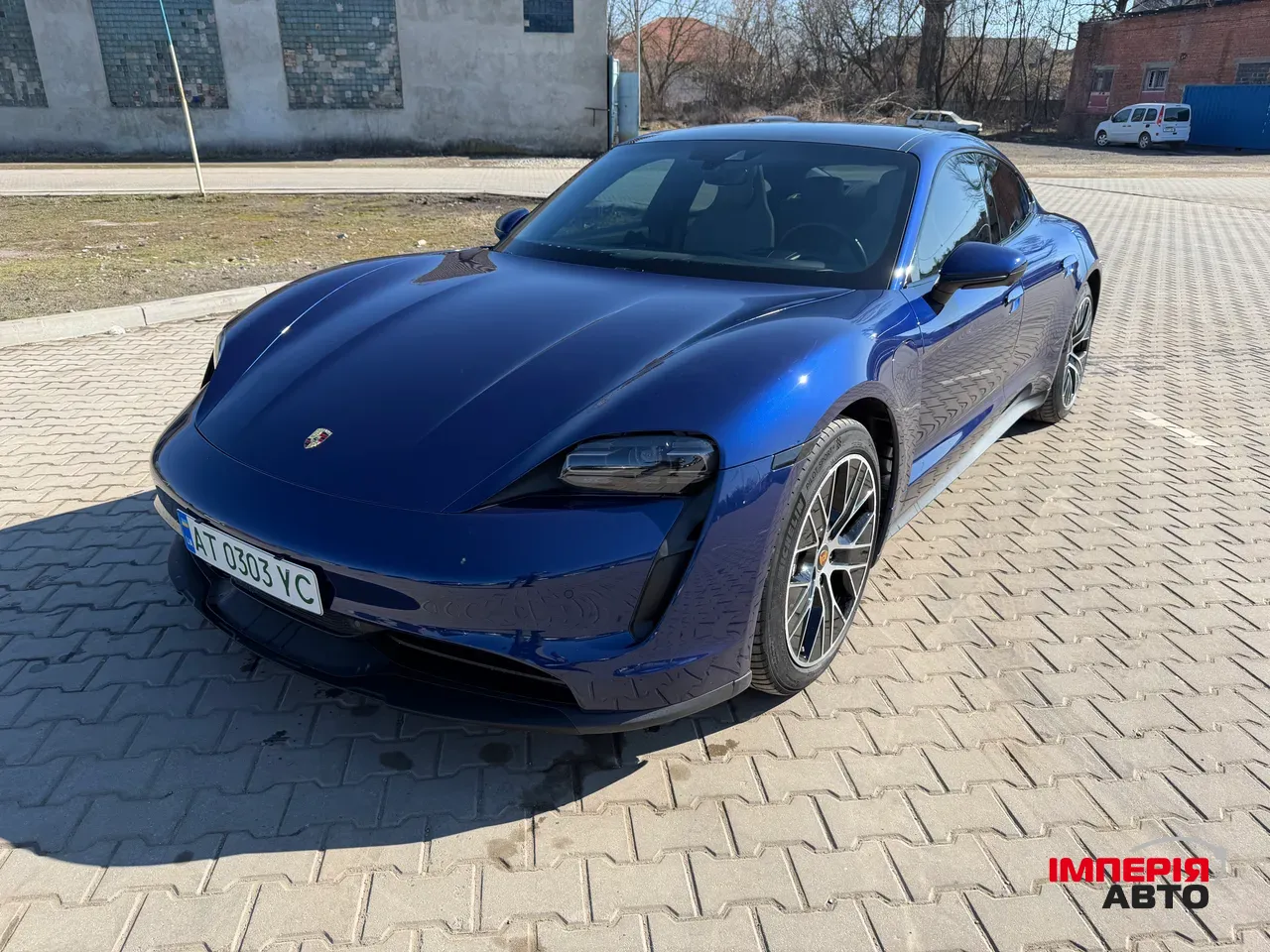 Porsche Taycan - фото 1