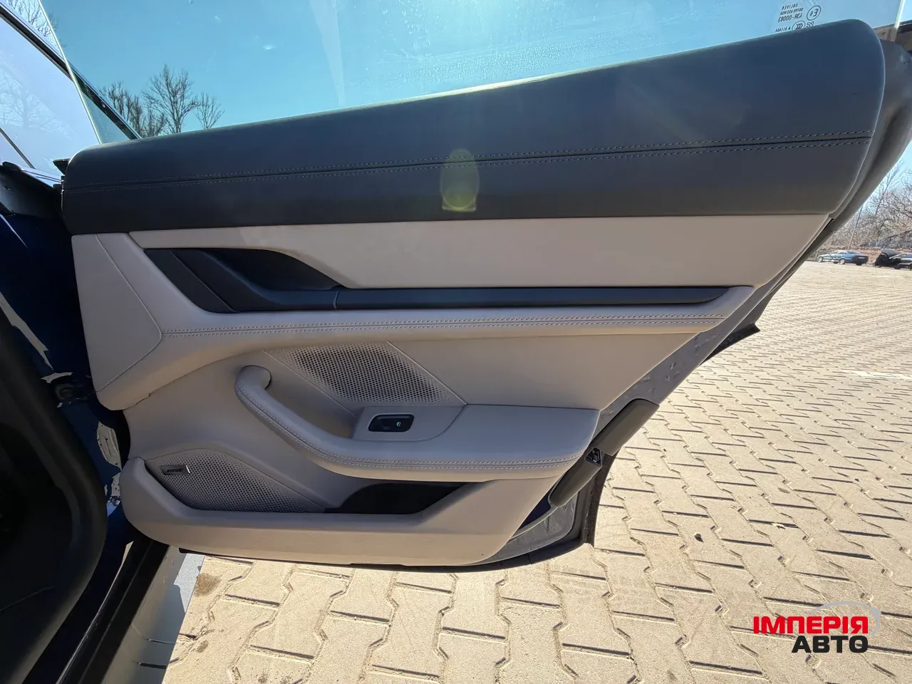 Porsche Taycan - фото 31