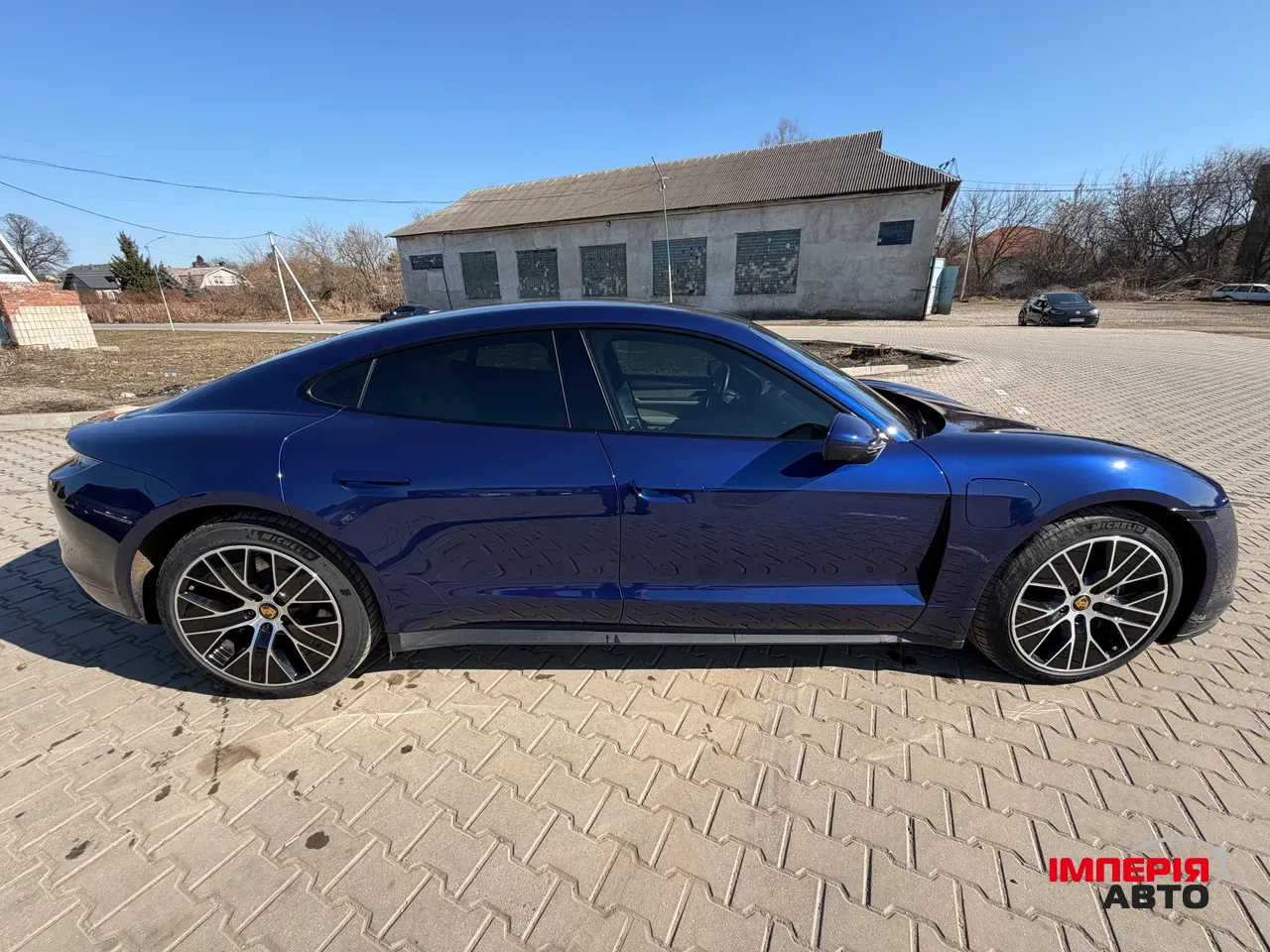 Porsche Taycan - фото 17