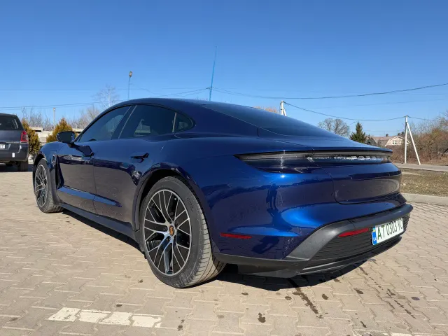 Porsche Taycan - фото 3