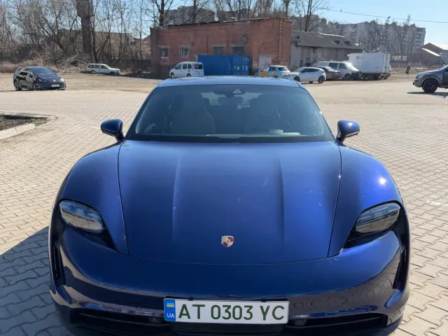 Porsche Taycan - фото 4