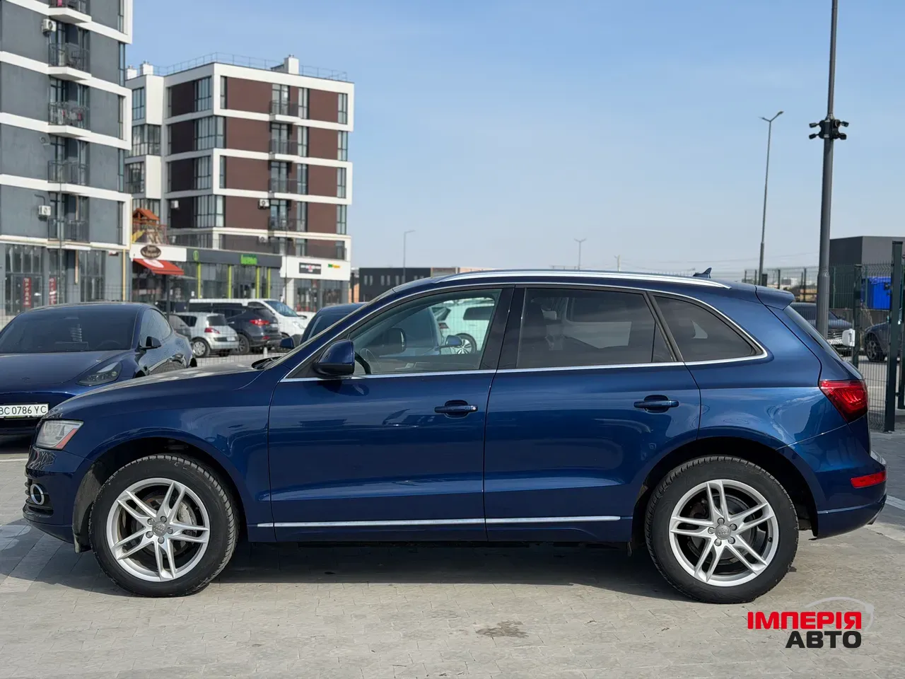 Audi Q5 - фото 8