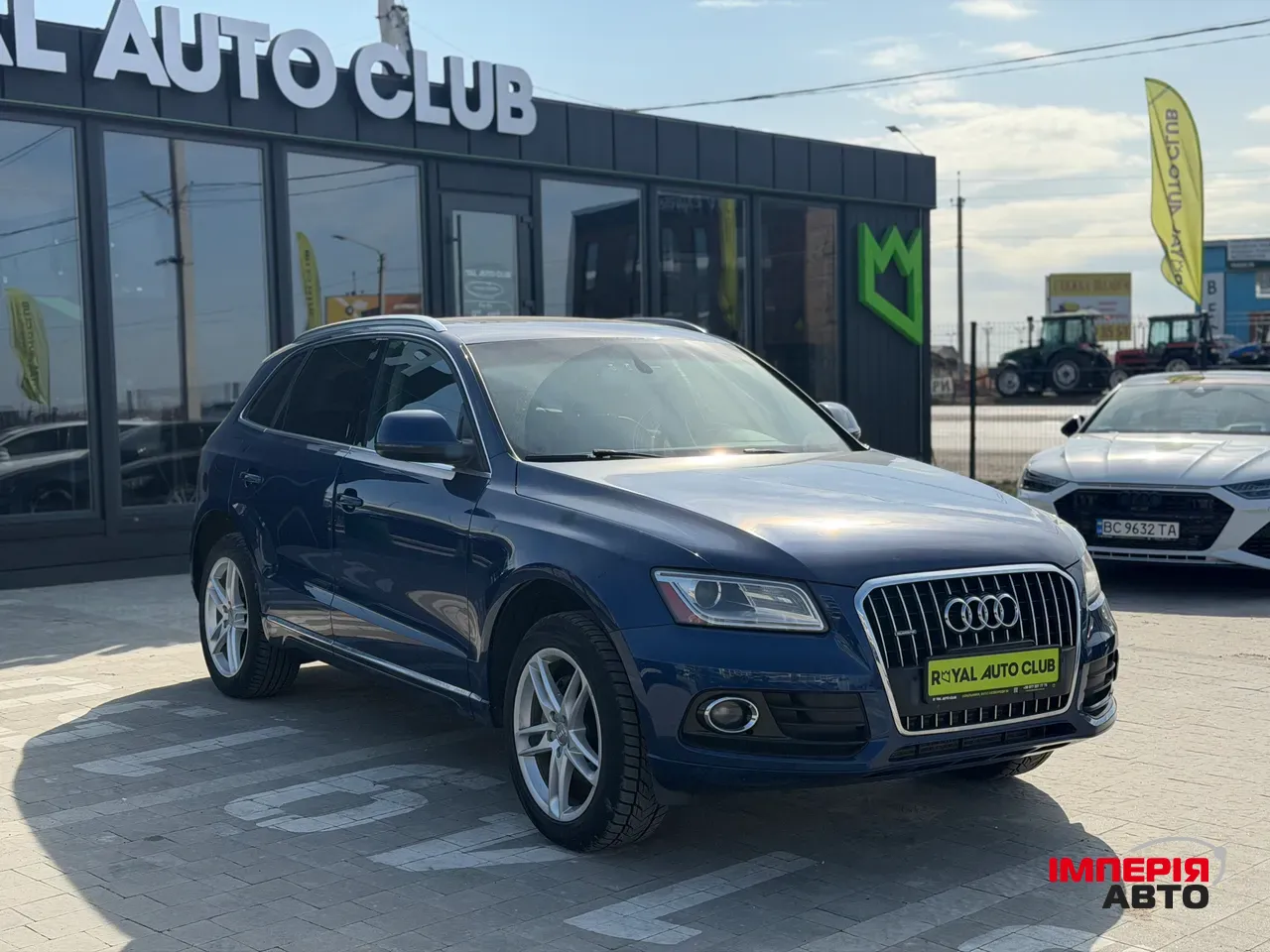 Audi Q5 - фото 3