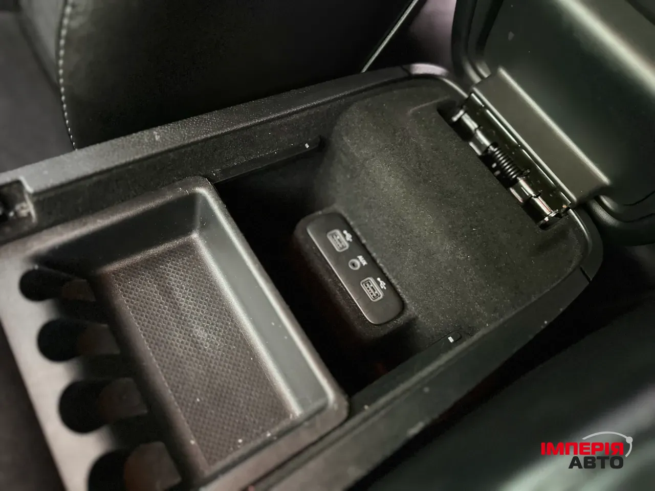 Dodge Charger - фото 15