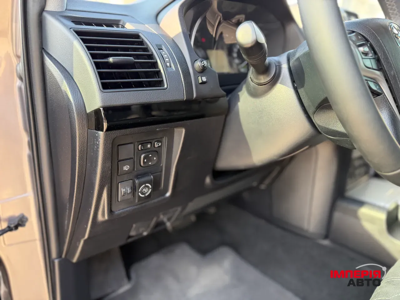 Toyota Land Cruiser Prado - фото 17