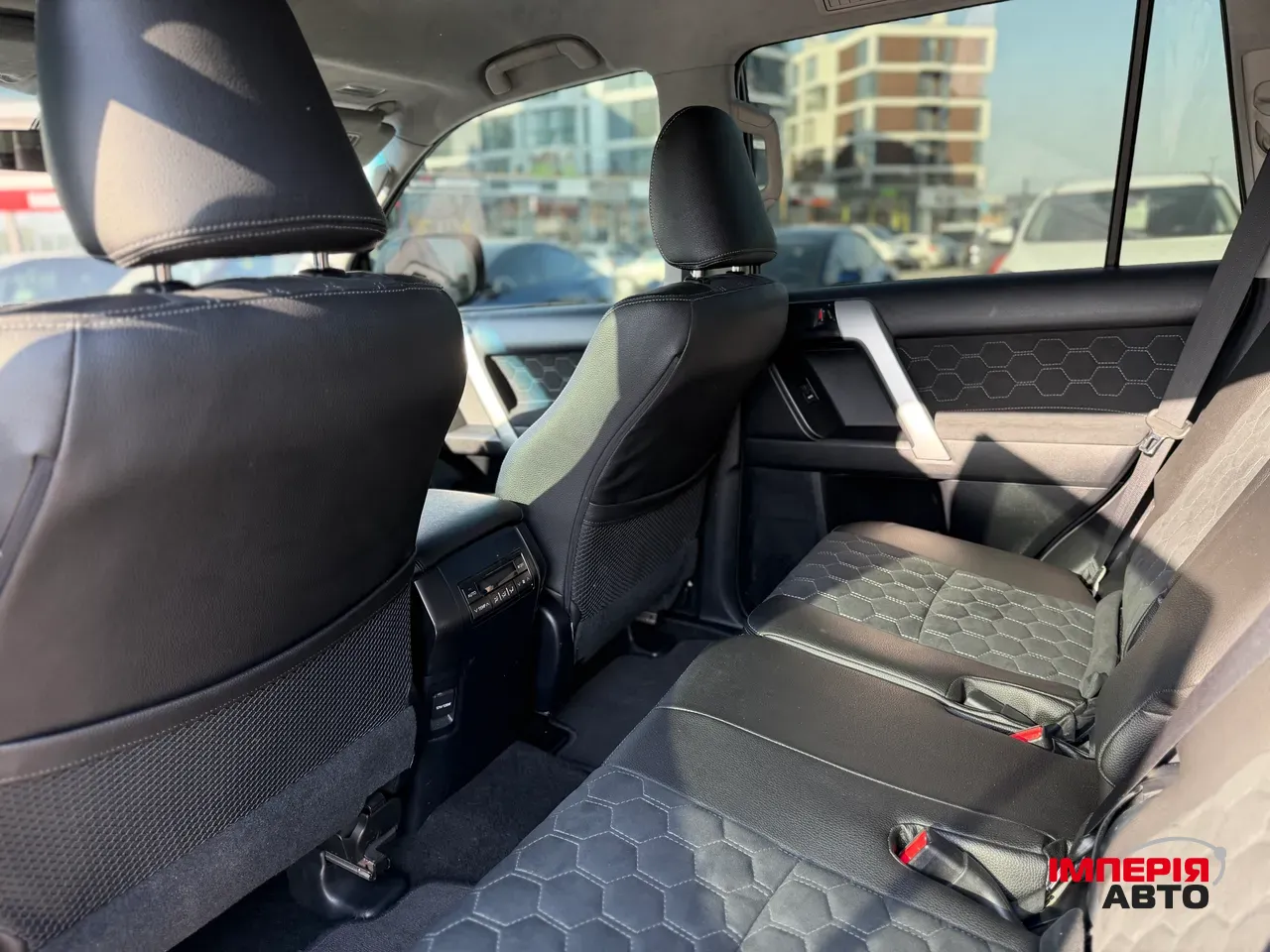 Toyota Land Cruiser Prado - фото 23