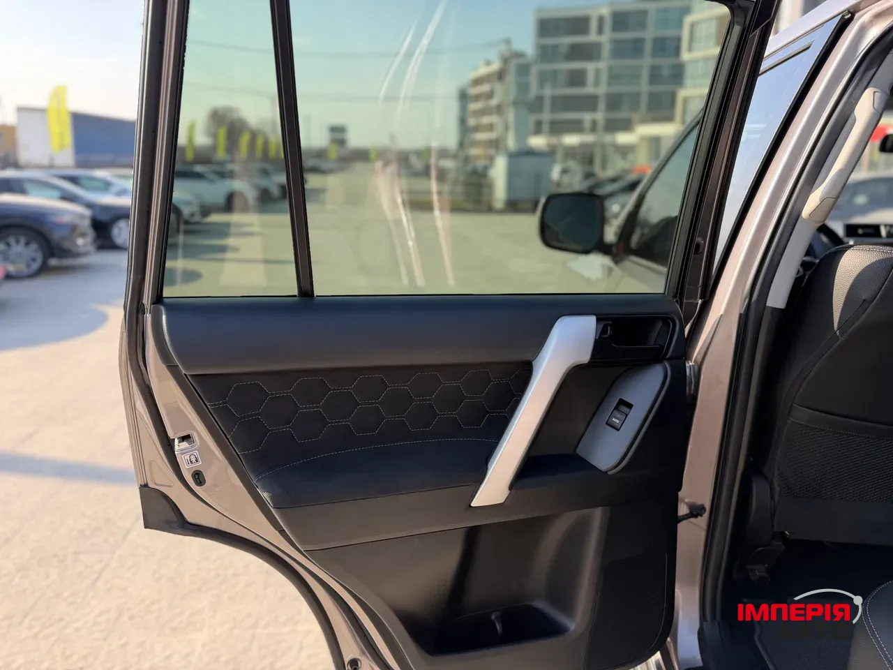 Toyota Land Cruiser Prado - фото 27