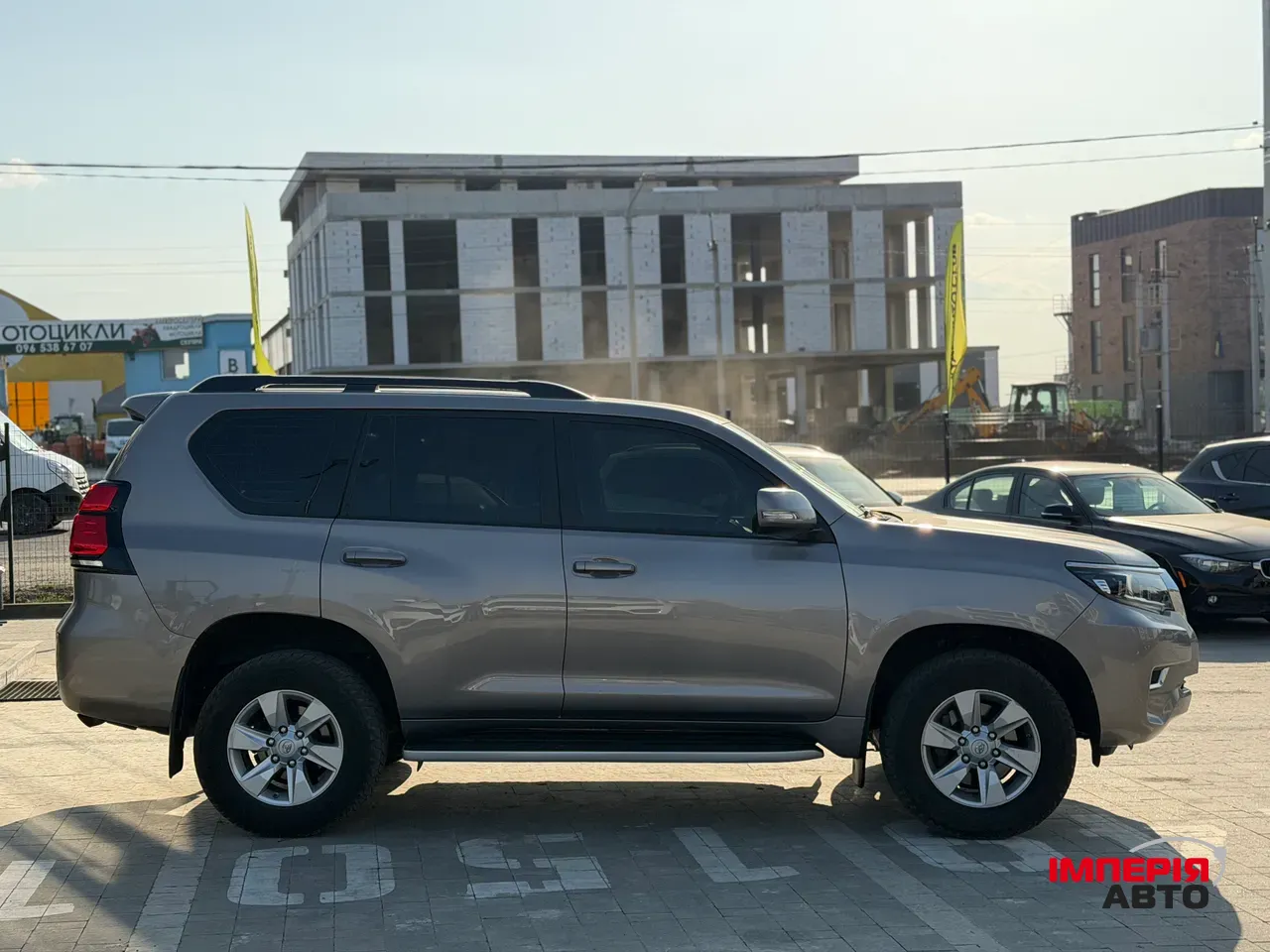 Toyota Land Cruiser Prado - фото 4
