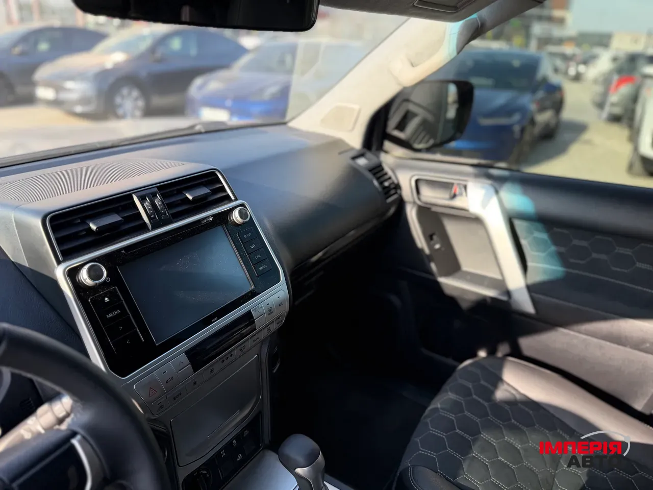 Toyota Land Cruiser Prado - фото 16