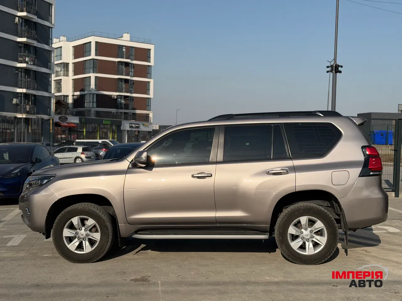Toyota Land Cruiser Prado - фото 8