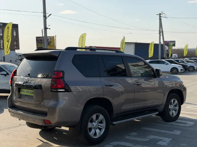 Toyota Land Cruiser Prado - фото 5