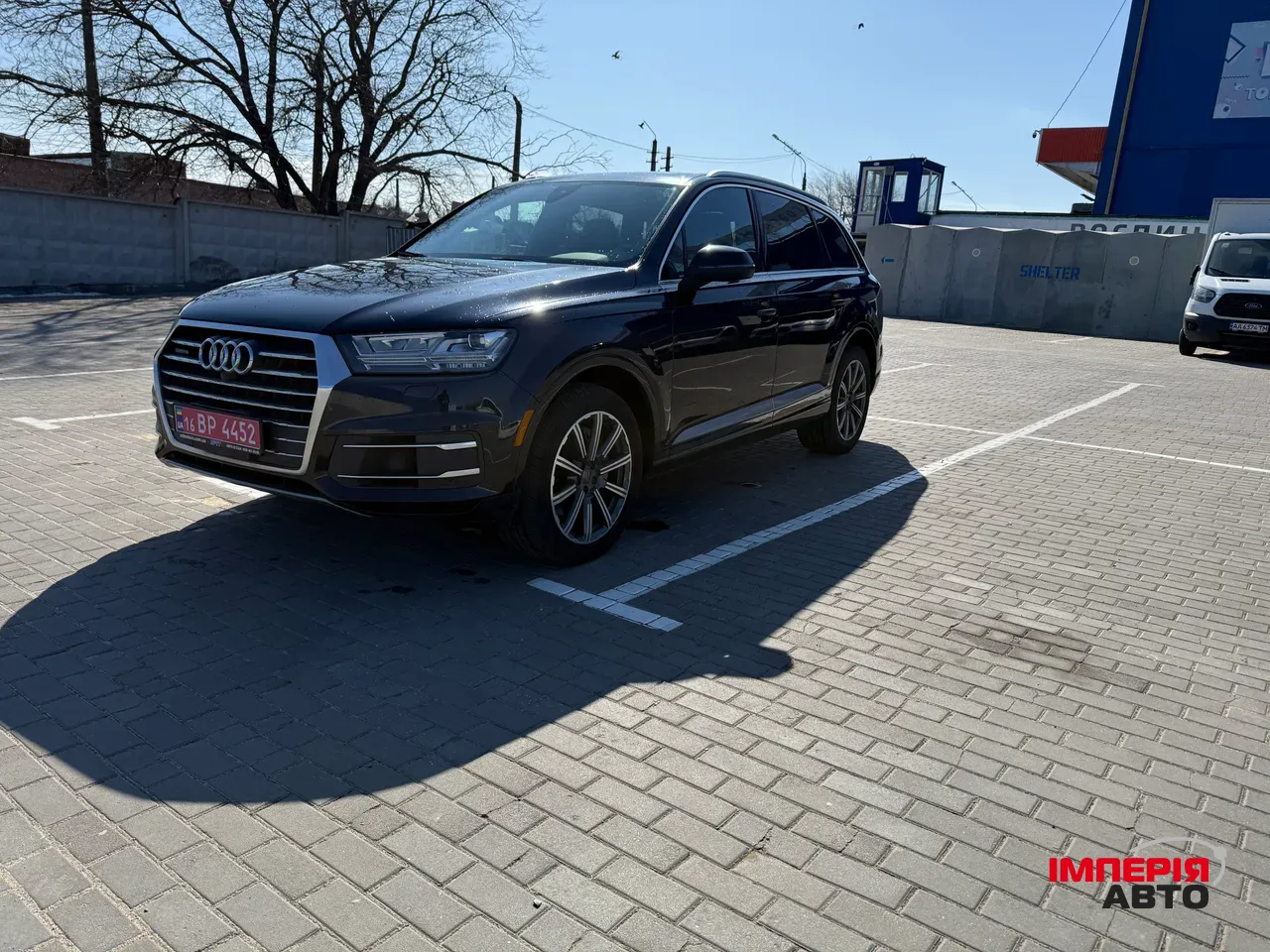 Audi Q7 - фото 1