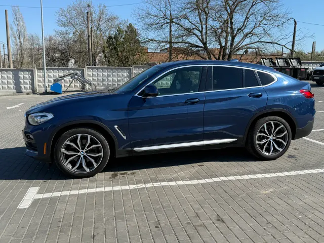 BMW X4 - фото 1