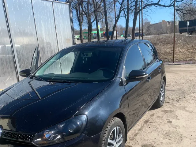 Volkswagen Golf - фото 3